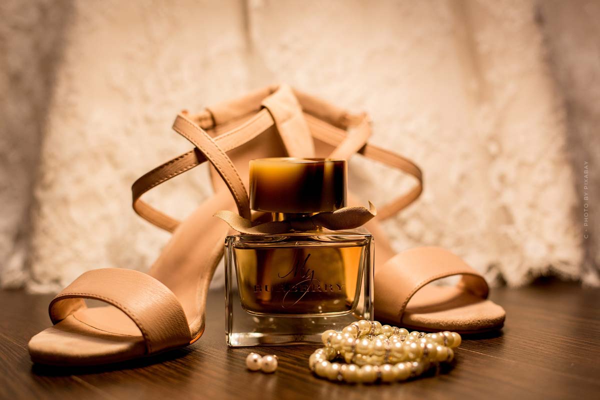beauty guide-pflege-produkte-marke-designer-brautkleid-parfum-heels-mode